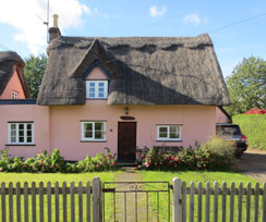 country cottages in suffolk
